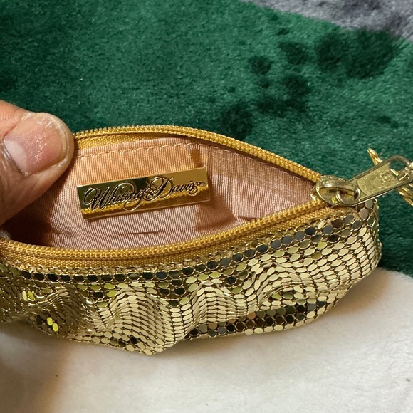 Vintage Whiting & Davis Metallic Gold Mesh Wristlet - Picture 3 of 9